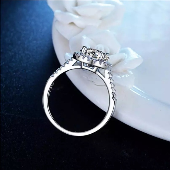 925 STERLING SILVER 2CTW LUXURY DIAMOND RING - Picture 3 of 6